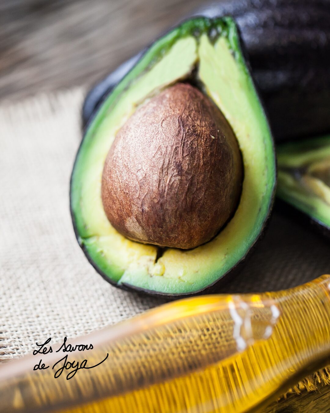 Les bienfaits de l'huile d'avocat : le guide complet pour ta beauté naturelle