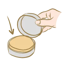Une fois le savon naturel utilisé, pensez à le stocker dans un endroit sec à l’air libre pour éviter qu’il ne fonde idéalement sur un porte-savon ajouré.