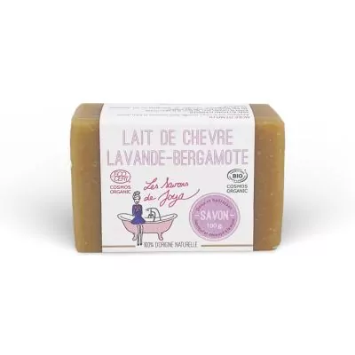 Savon LAIT DE CHÈVRE LAVANDE-BERGAMOTE de Les Savons de Joya, de couleur beige, avec des labels COSMOS ORGANIC et BIO. Poids de 100g et mention 100% d'origine naturelle' sur l'emballage.