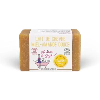 
Savon artisanal LAIT DE CHÈVRE MIEL-AMANDE DOUCE de Les Savons de Joya. L'emballage affiche les certifications COSMOS ORGANIC et BIO. Le poids indiqué est de 100g et le produit est 100% d'origine naturelle.